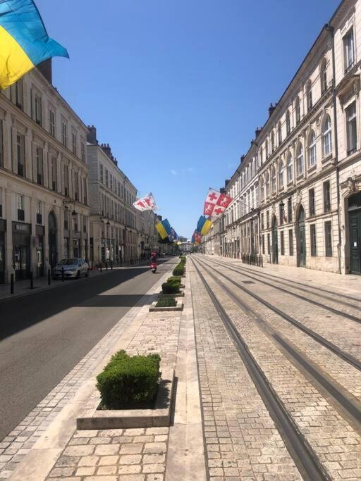 Le Domremy F2 Au Coeur D'Orleans Lägenhet Exteriör bild